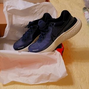 Men's Nike running shoes size 12 style ZoomX Invincible Run FK